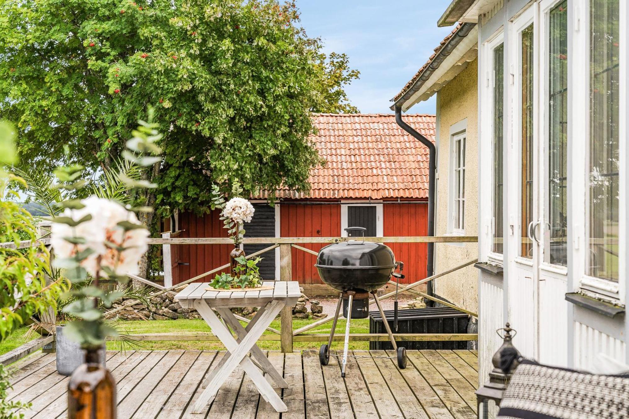 Stubbegarden - Unique Swedish Style With Fireplace Vadstena Εξωτερικό φωτογραφία